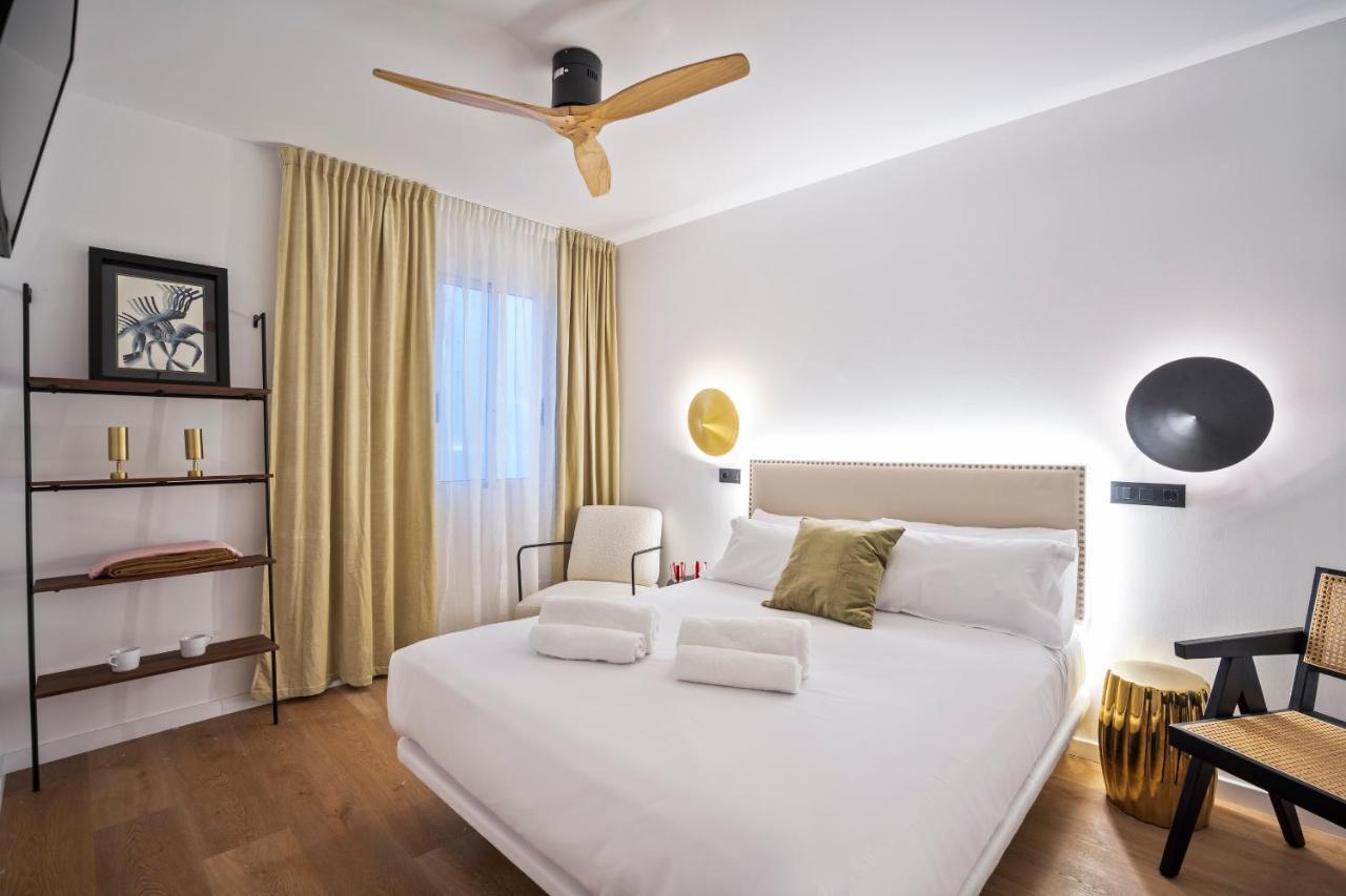 Hotel Casa Trafalgar บาร์เซโลนา ภายนอก รูปภาพ