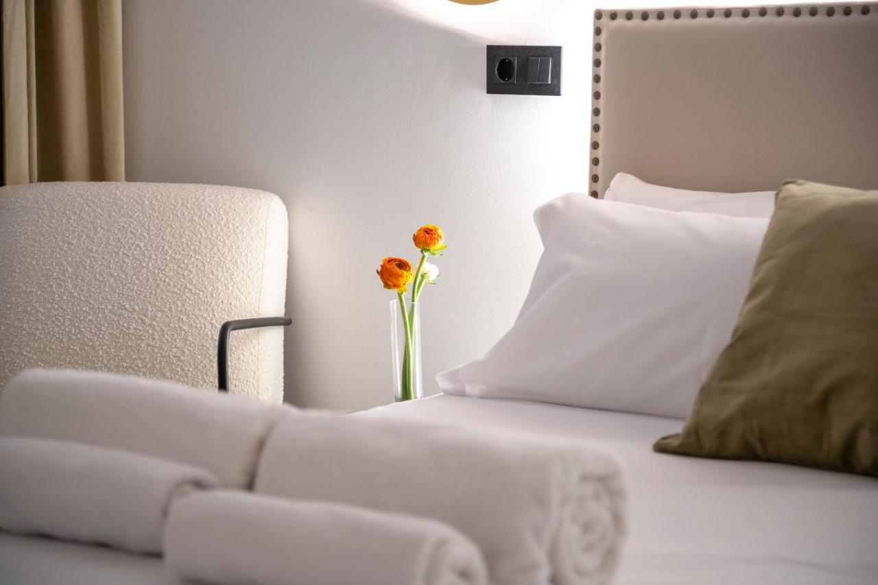 Hotel Casa Trafalgar บาร์เซโลนา ภายนอก รูปภาพ