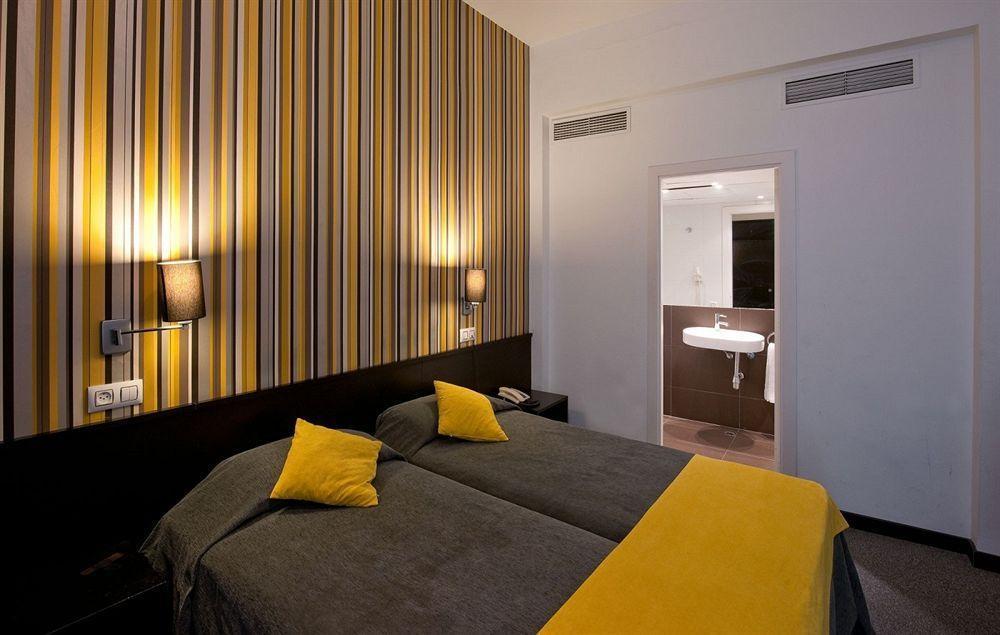 Hotel Casa Trafalgar บาร์เซโลนา ภายนอก รูปภาพ