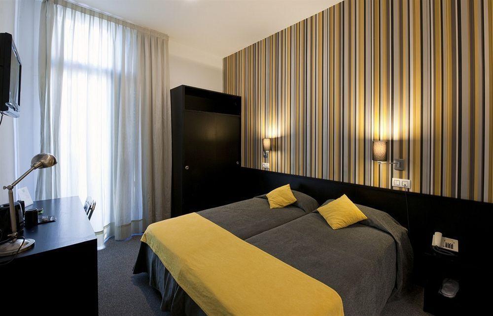 Hotel Casa Trafalgar บาร์เซโลนา ภายนอก รูปภาพ