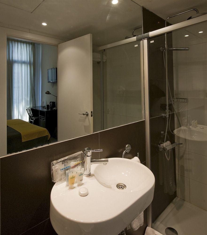 Hotel Casa Trafalgar บาร์เซโลนา ภายนอก รูปภาพ